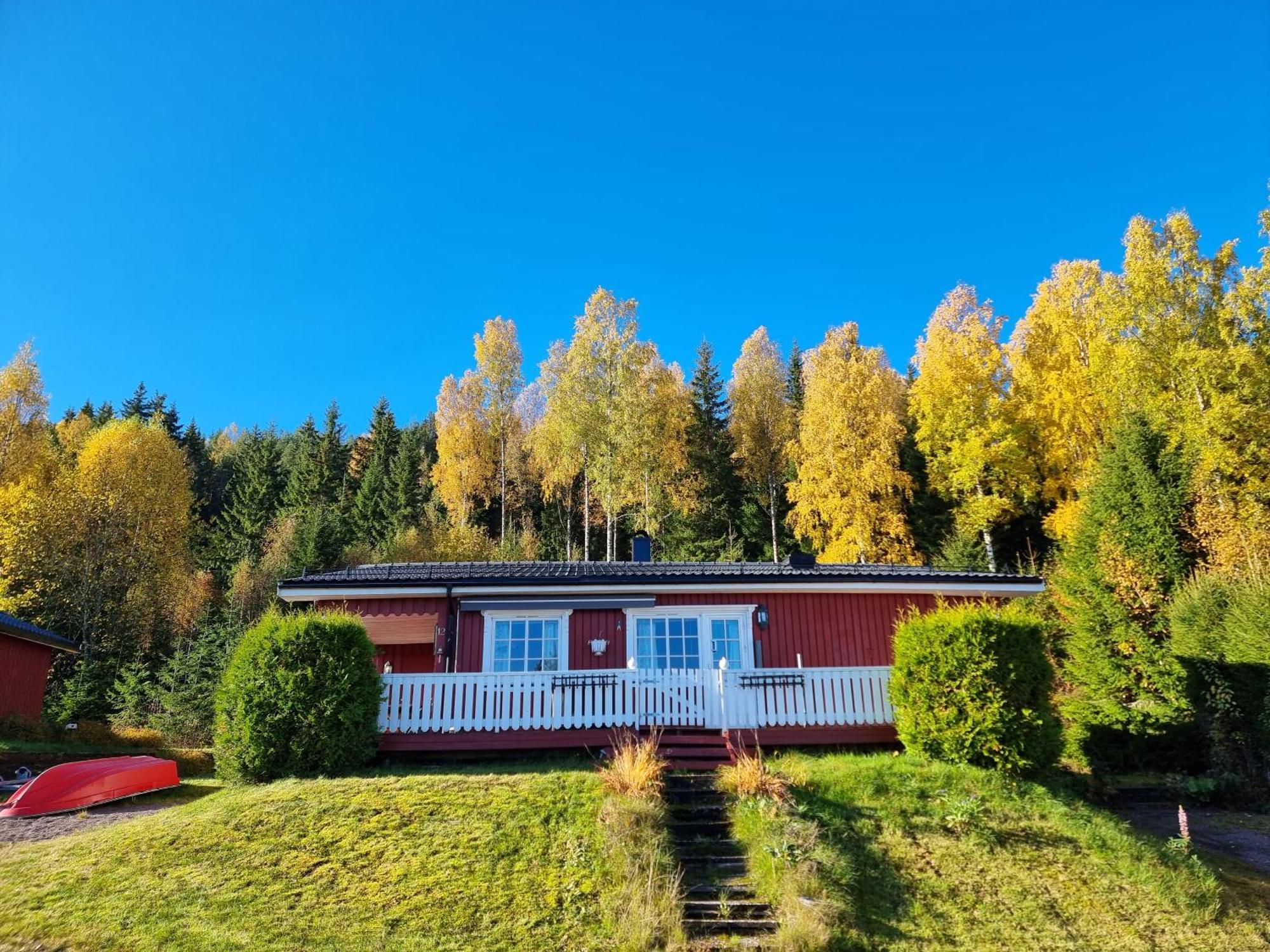 Sunne Stugcenter 12 Villa Grasmark Bagian luar foto